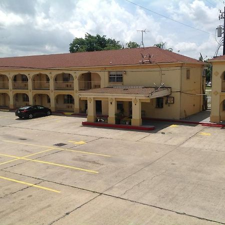 Guest Inn And Suites Houston Exteriér fotografie